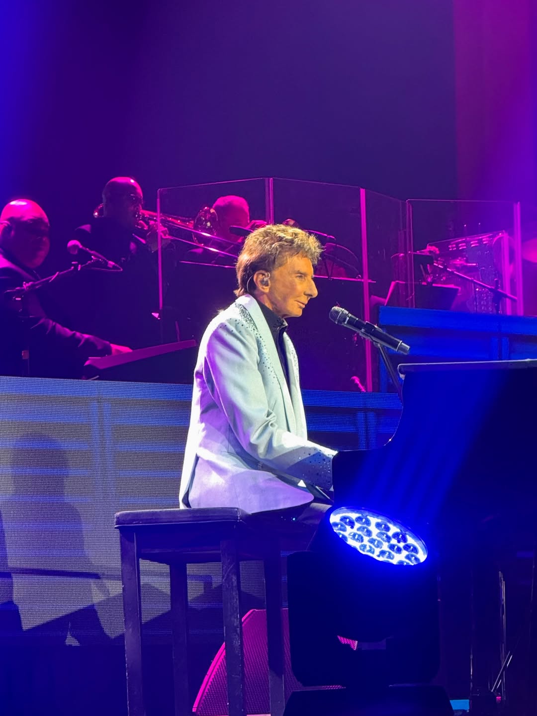 Barry Manilow
